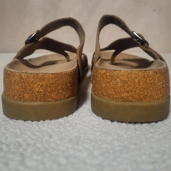 Yellow Box Brand Tan Leather w/Molded Cork Footbed and Rubber Sole - Size 8 - Picture 6 of 8